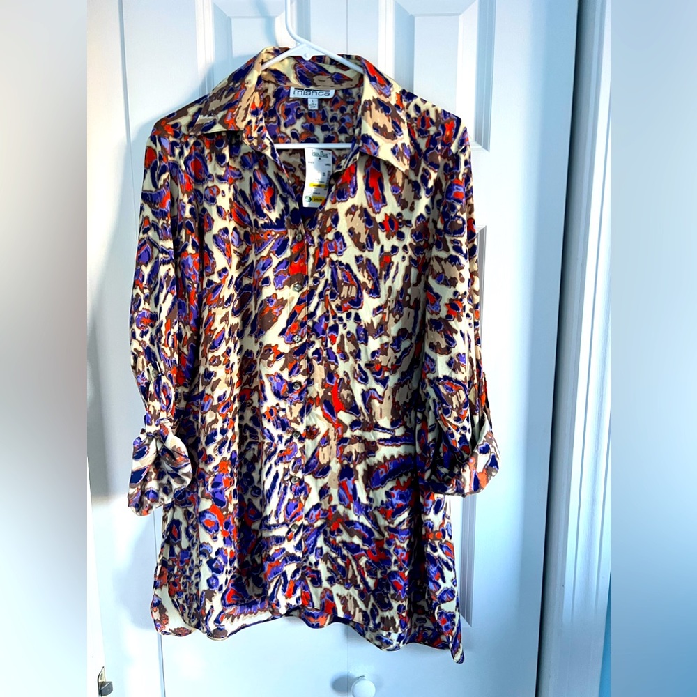NWT Mishca women's large long sleeve abstract button down shirt
